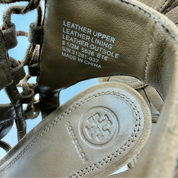 Tory Burch Tan Suede Lace-Up Sandal Heels Fan-Cut Side Detail US Size 8.5 - Picture 9 of 12